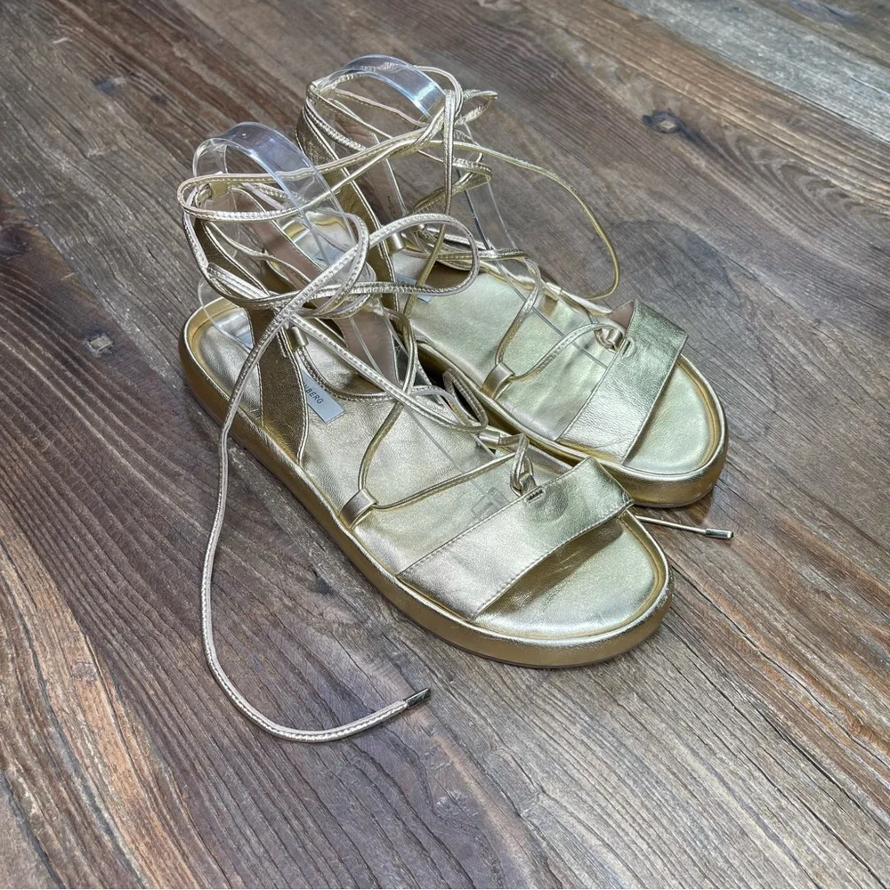 Diane Von Furstenberg Susie Metallic Gold Leather Sandal Size 9.5